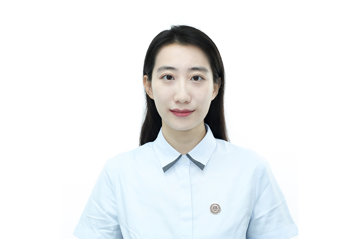 英语师文琪.jpg